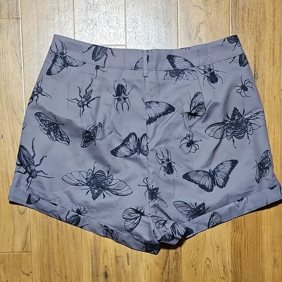 Insect Print Shorts - Picture 5 of 8